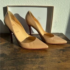 Christian Louboutin Nude Apostrophe 100 Pumps